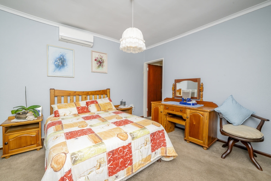 4 Bedroom Property for Sale in Protea Heights Western Cape